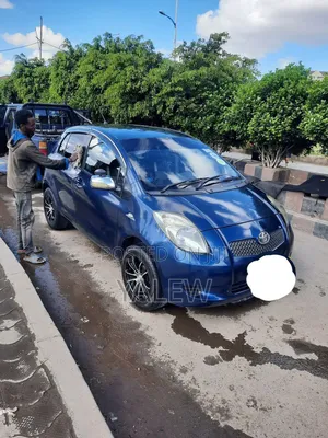 Toyota Yaris 2010 Blue