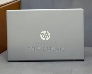 New Laptop HP Pavilion 15 8GB Intel Core i5 SSD 256GB