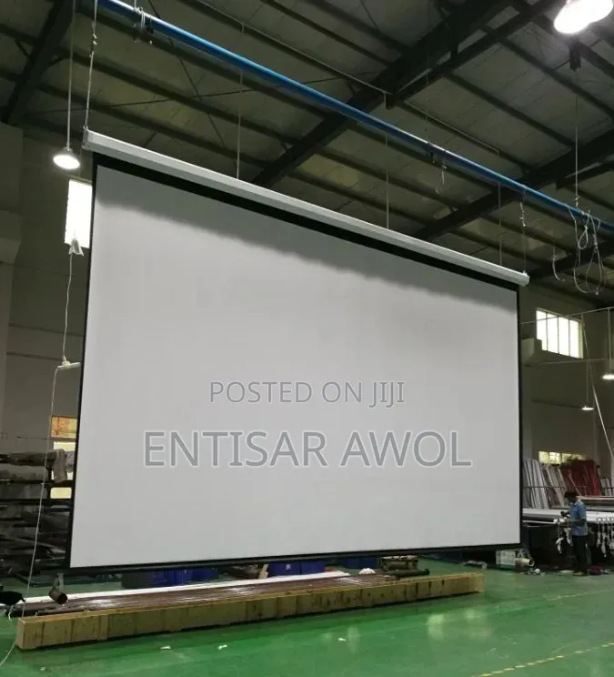 Motorized Projector Screen