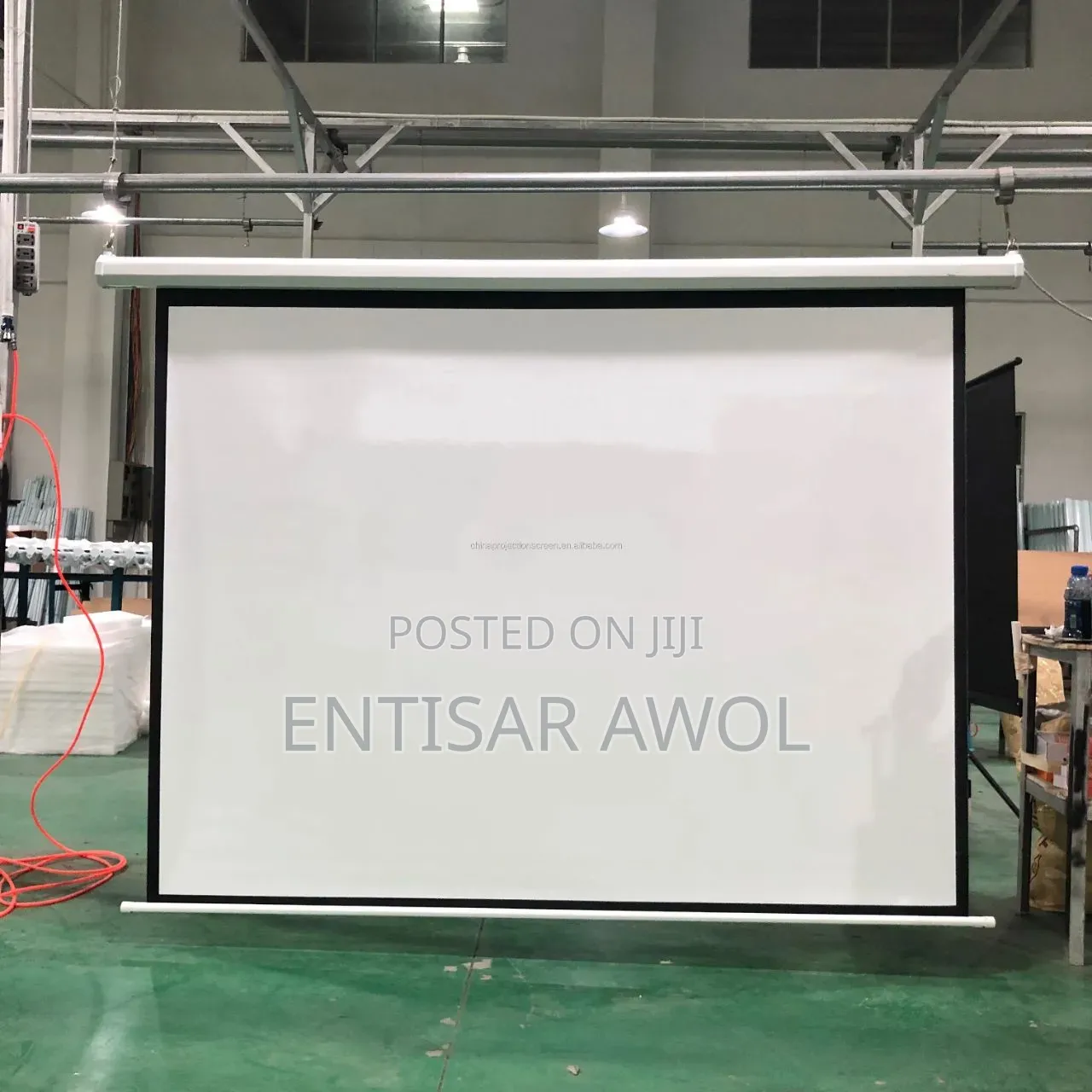 Motorized Projector Screen