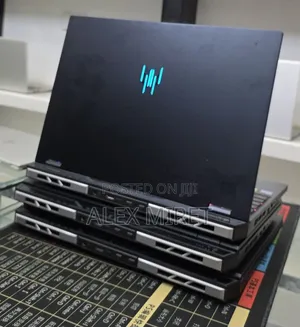 New Laptop Acer Predator Helios 300 16GB Intel Core i9 SSD 1T