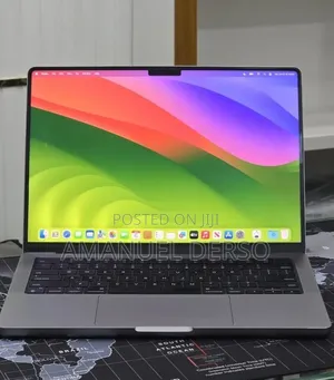New Laptop Apple MacBook Pro 2023 M3 8GB Apple M3 Pro SSD 512GB