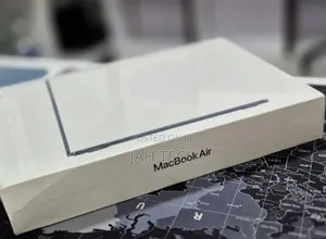 New Laptop Apple MacBook Air 2022 M2 8GB Apple M2 SSD 256GB