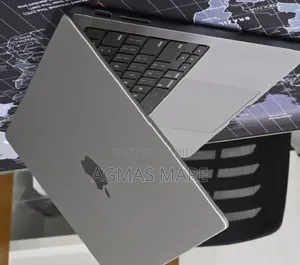 New Laptop Apple MacBook Pro 2023 M3 8GB Apple M3 Pro SSD 512GB