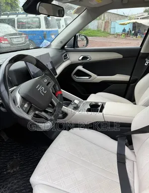 BYD Yuan Up 2025 Gray