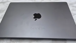 New Laptop Apple MacBook Pro 16GB Apple M5 SSD 1T