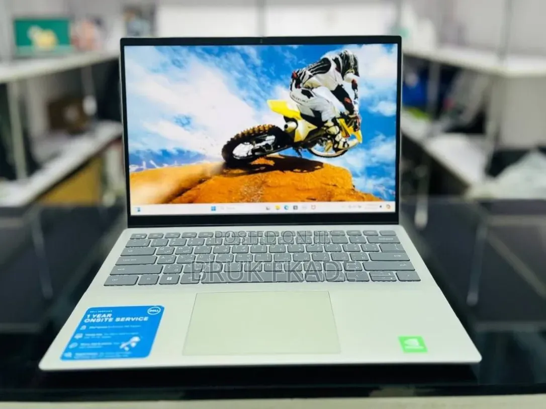 New Laptop Dell Inspiron 14 16GB Intel Core i5 SSD 512GB