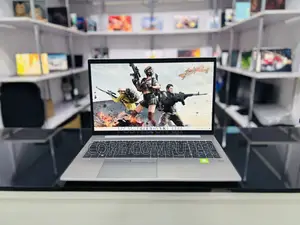 New Laptop HP ZBook 15 16GB Intel Core i7 SSD 512GB