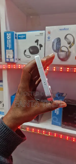 New Samsung Galaxy S25 Ultra 256 GB White