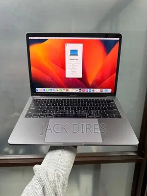 Laptop Apple MacBook Pro 2018 16GB Intel Core i7 SSD 1T
