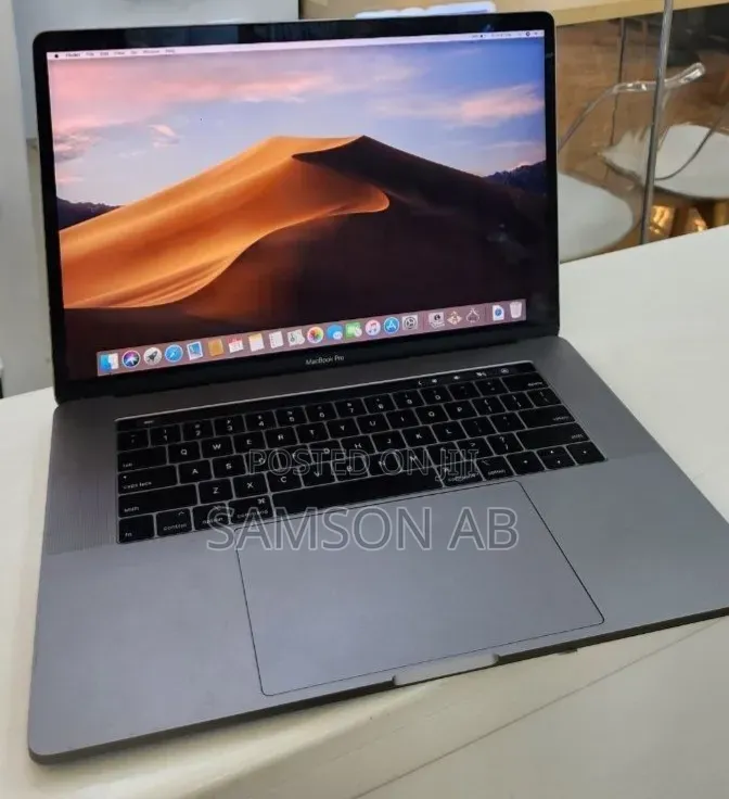 New Laptop Apple MacBook Pro 2019 32GB Intel Core i9 SSD 1T
