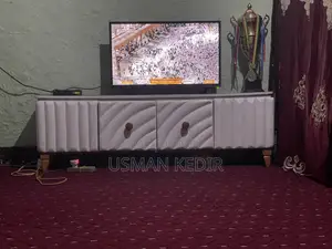 Vision 32' TV, Reciever, Stand