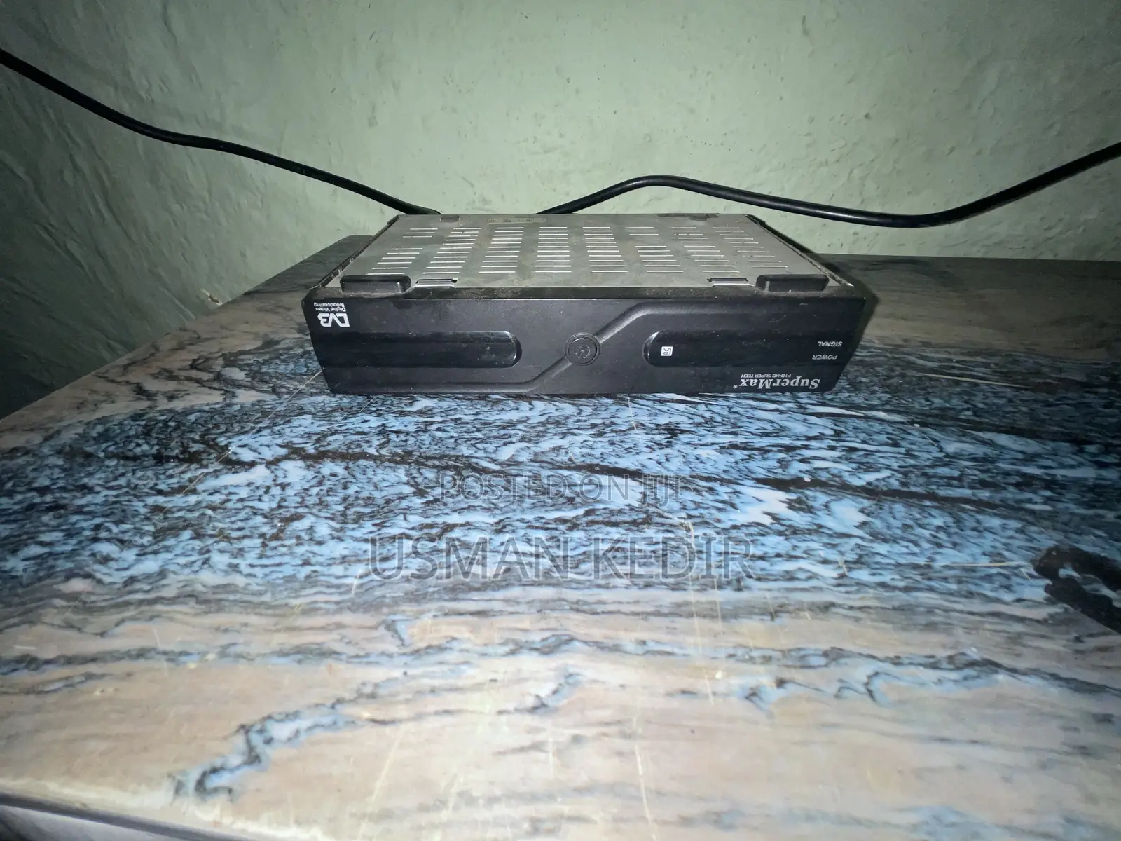 Vision 32' TV, Reciever, Stand