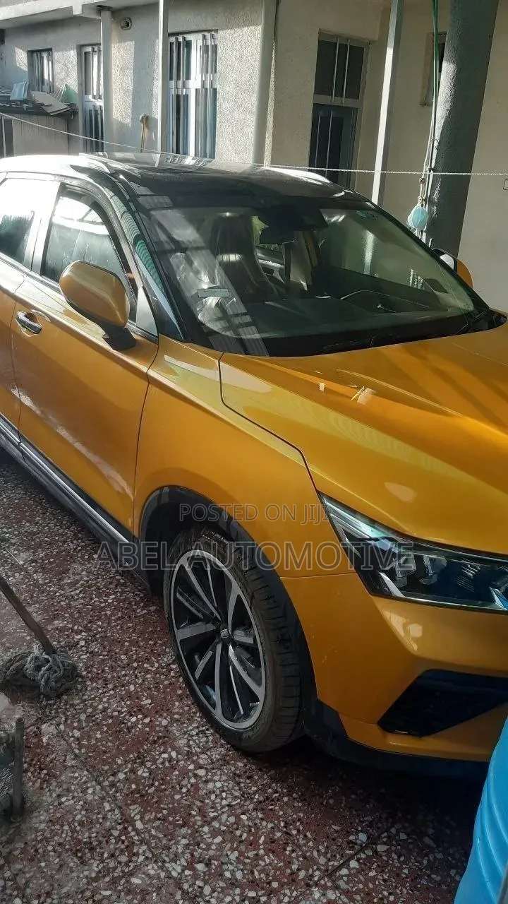 Bestune T77 1.2 FWD 2021 Yellow