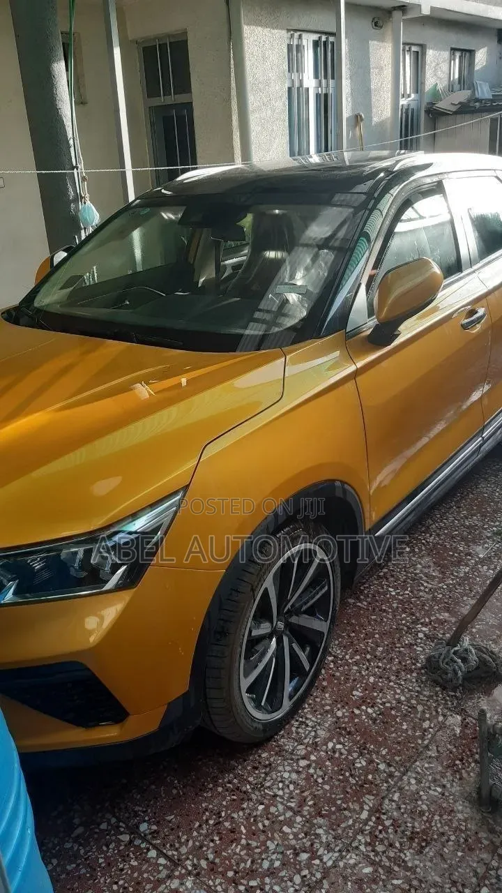 Bestune T77 1.2 FWD 2021 Yellow