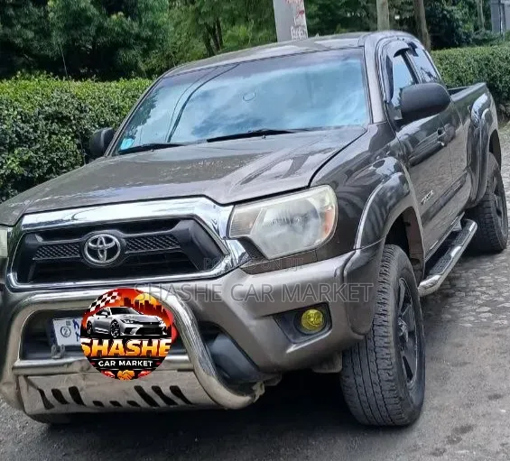 Toyota Tacoma 2015