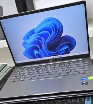 New Laptop HP Pavilion 14 16GB Intel Core i5 SSD 512GB