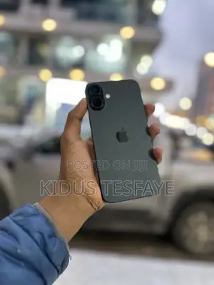 New Apple iPhone 16 Plus 256 GB Black