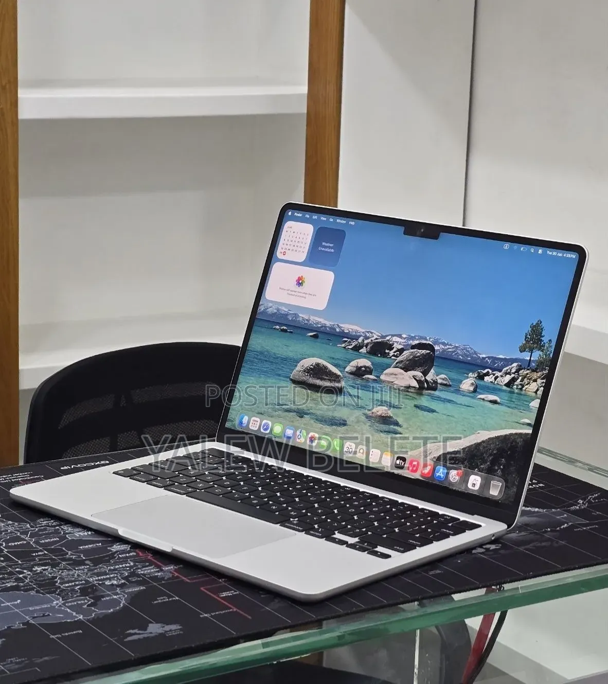 New Laptop Apple MacBook Air 2024 M3 16GB Apple M3 SSD 256GB