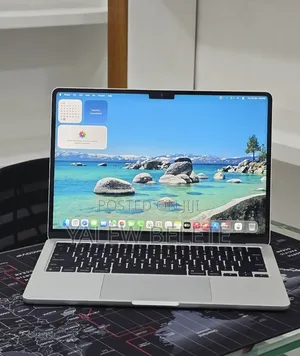 New Laptop Apple MacBook Air 2024 M3 16GB Apple M3 SSD 256GB