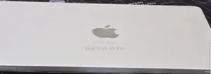 New Laptop Apple MacBook Air 2024 M3 16GB Apple M3 SSD 256GB