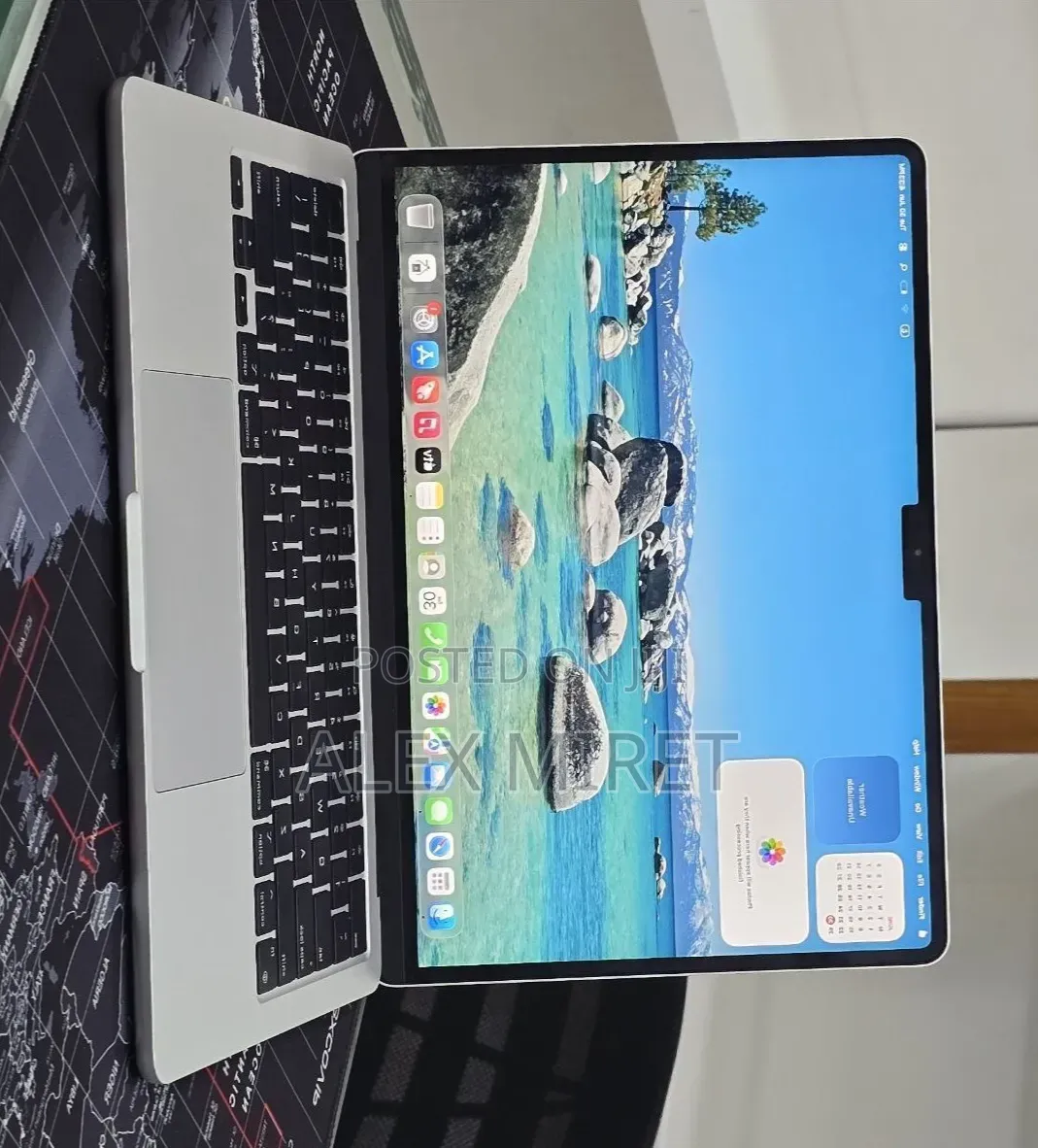 New Laptop Apple MacBook 16GB Apple M3 SSD 256GB