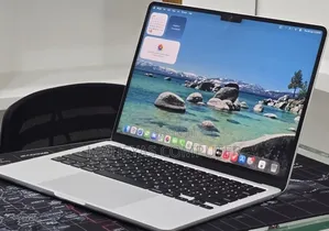 New Laptop Apple MacBook Air 2024 M3 16GB Apple M3 SSD 256GB