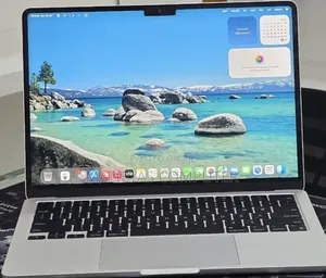 New Laptop Apple MacBook Air 2024 M3 16GB Apple M3 SSD 256GB