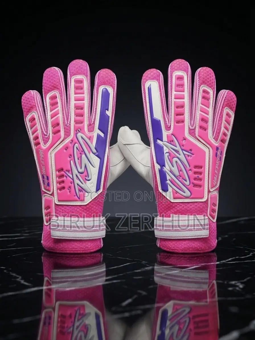 የ ህፃናት የእጅ ጓንቶች (Goalie / Sports Gloves)