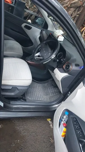 Hyundai I10 2023 Gray