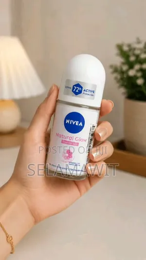 NIVEA Dry Comfort Dual Protection (Light/White Bottle)