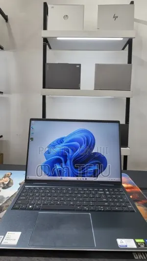 New Laptop Dell Inspiron 15 16GB Intel Core i7 SSD 512GB