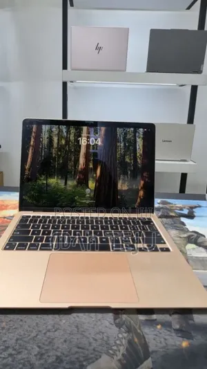 New Laptop Apple MacBook Air 8GB Apple M1 SSD 256GB