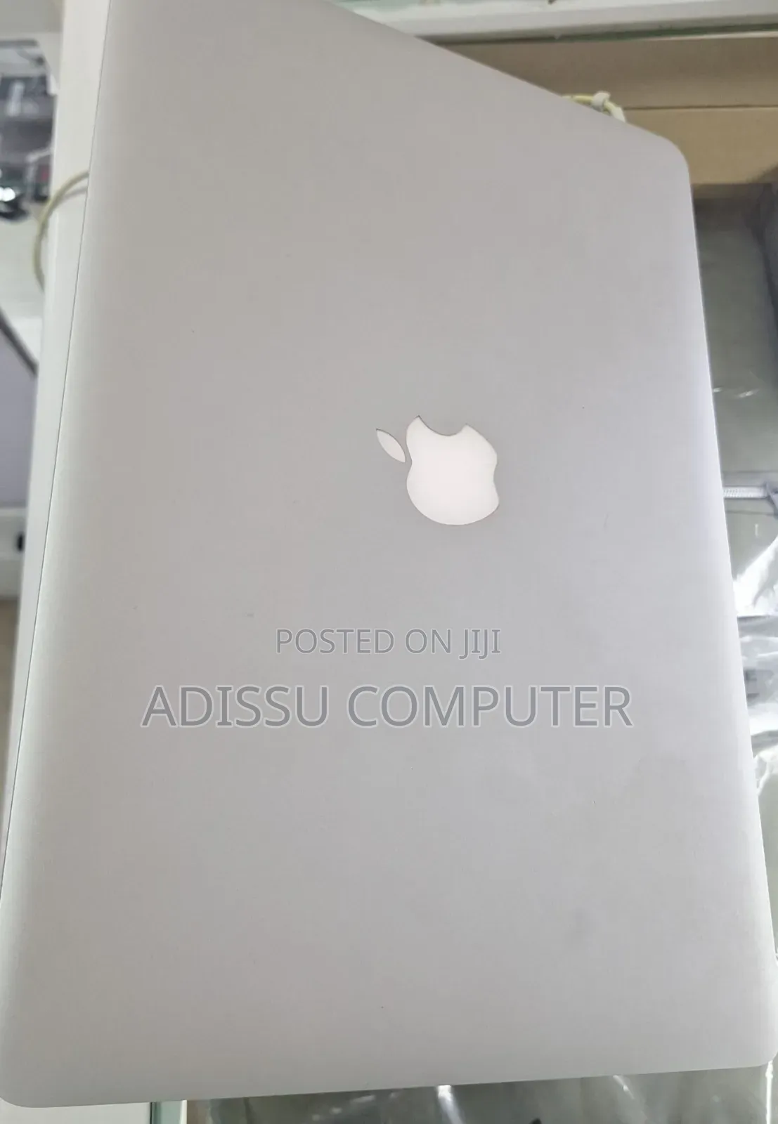 New Laptop Apple MacBook Pro 2015 16GB Intel Core i7 SSD 256GB