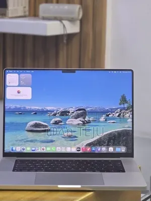 New Laptop Apple MacBook Pro 32GB Apple M1 SSD 512GB