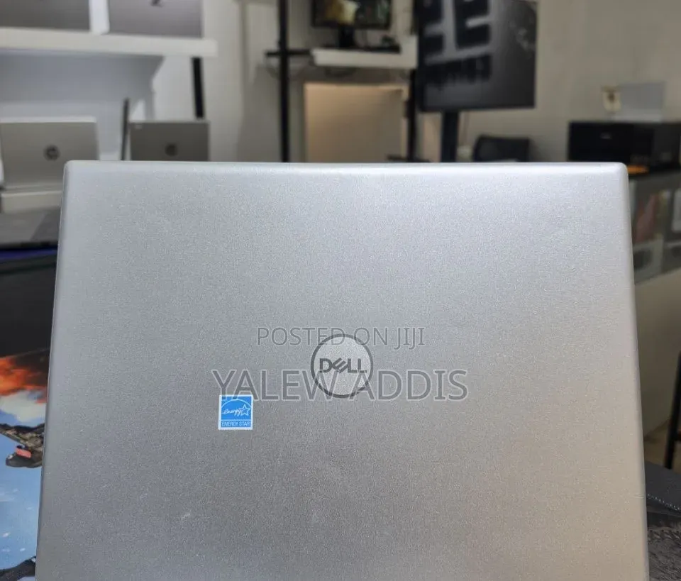 New Laptop Dell Inspiron 15 16GB Intel Core i7 SSD 512GB