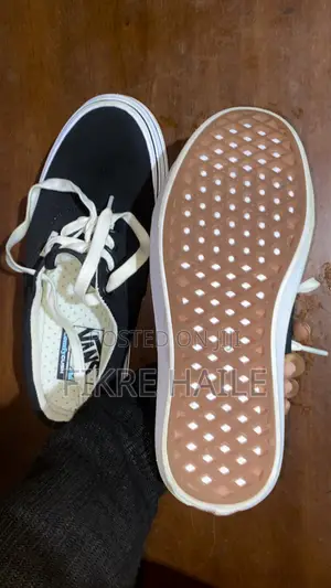 Vans of Walls