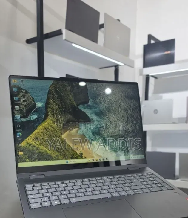 New Laptop Lenovo Yoga 2 16GB Intel Core Ultra 5 SSD 512GB