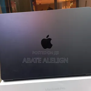 New Laptop Apple MacBook Pro 2025 M5 16GB Apple M5 Pro SSD 512GB