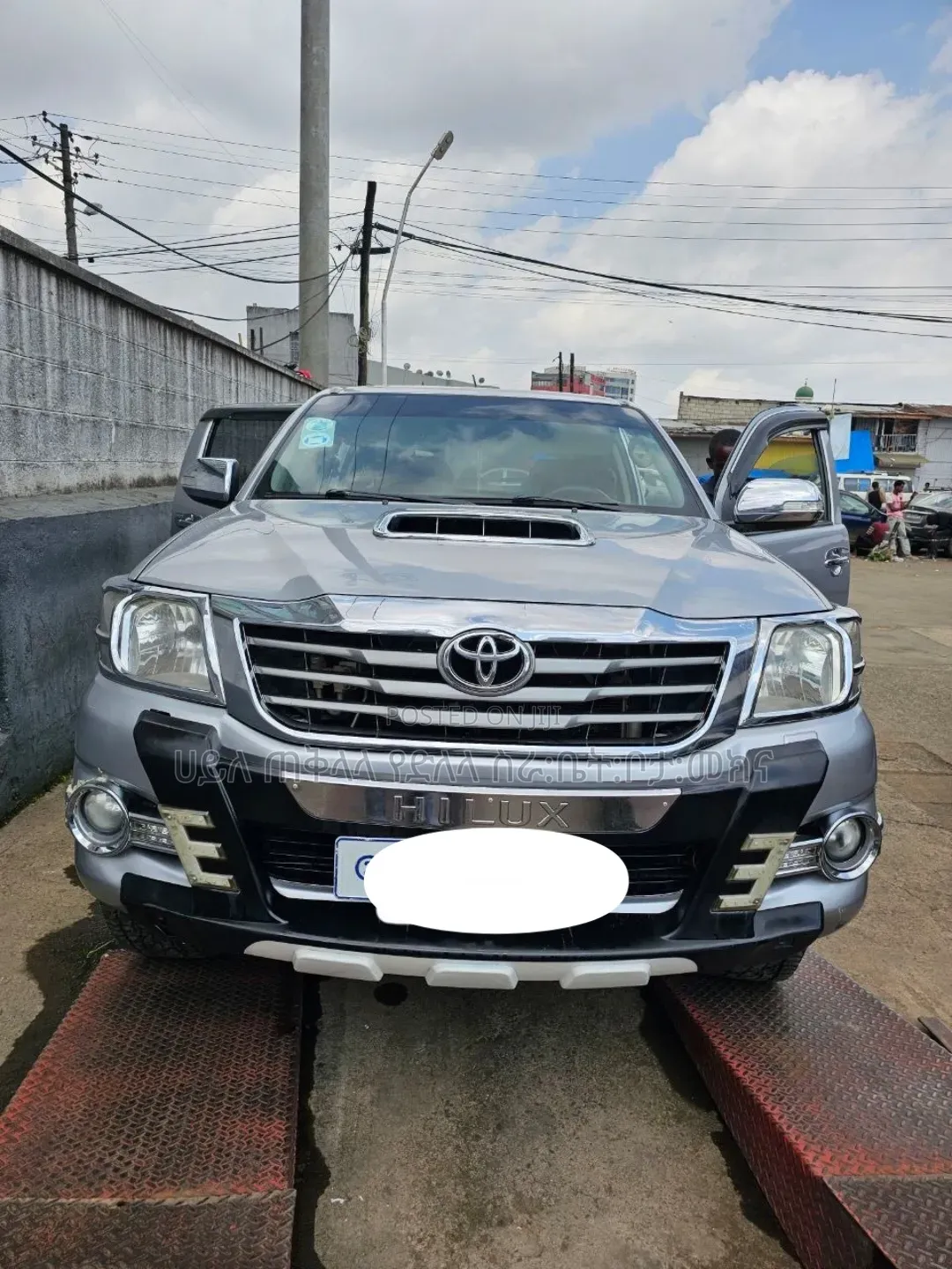 Toyota Hilux 2015 Purple