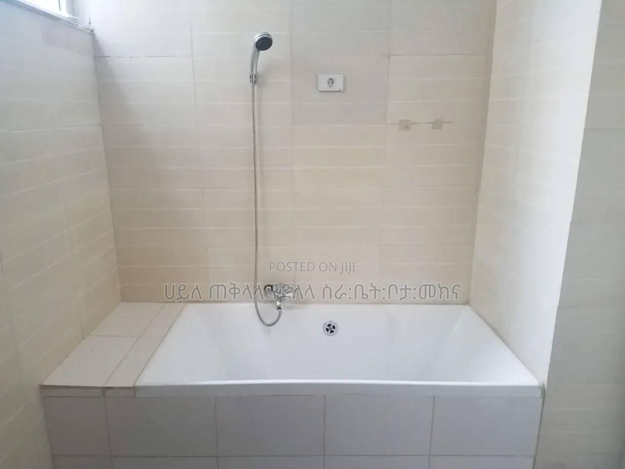 Furnished 2bdrm Apartment in Nohi Realstate, Yeka for sale