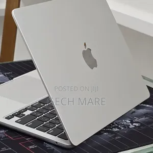 New Laptop Apple MacBook Air 2024 M3 16GB Intel SSD 256GB