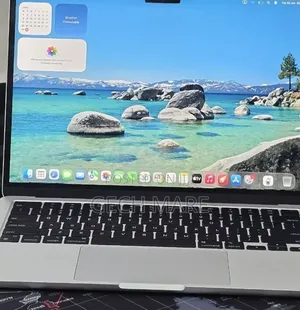 New Laptop Apple MacBook Air 2024 M3 16GB Intel SSD 256GB