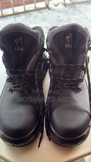 BOVA Safety Shoes
