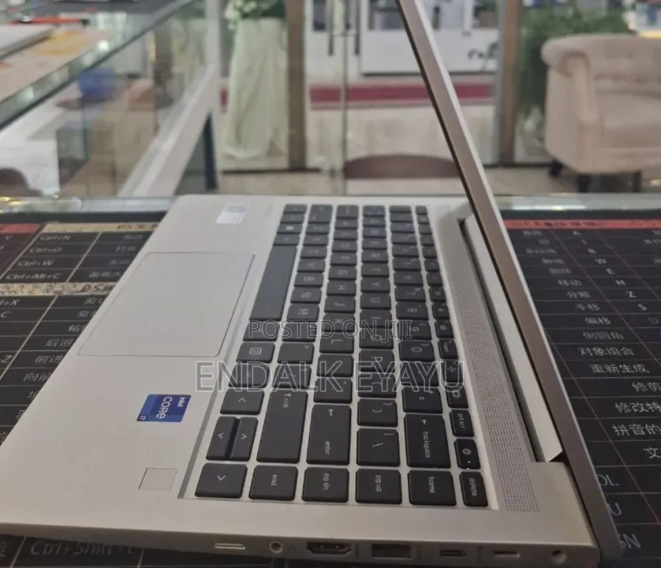 New Laptop HP ProBook 440 G10 16GB Intel Core i7 SSD 1T