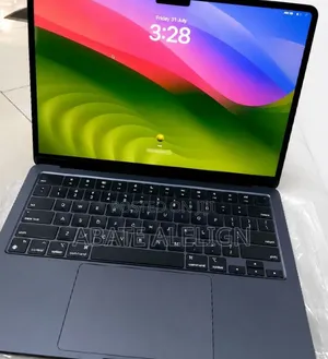 New Laptop Apple MacBook Air 2022 M2 8GB Apple M2 SSD 512GB