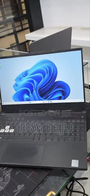 New Laptop Asus TUF Dash F15 16GB Intel Core i7 SSD 512GB