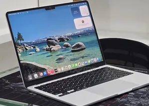 New Laptop Apple MacBook Air 2024 M3 16GB Apple M4 SSD 256GB