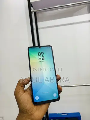 New Samsung Galaxy A06 64 GB Black