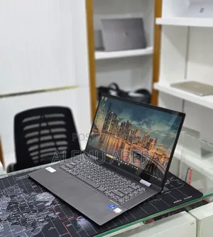 New Laptop HP Envy x360 16GB Intel Core i7 SSD 512GB